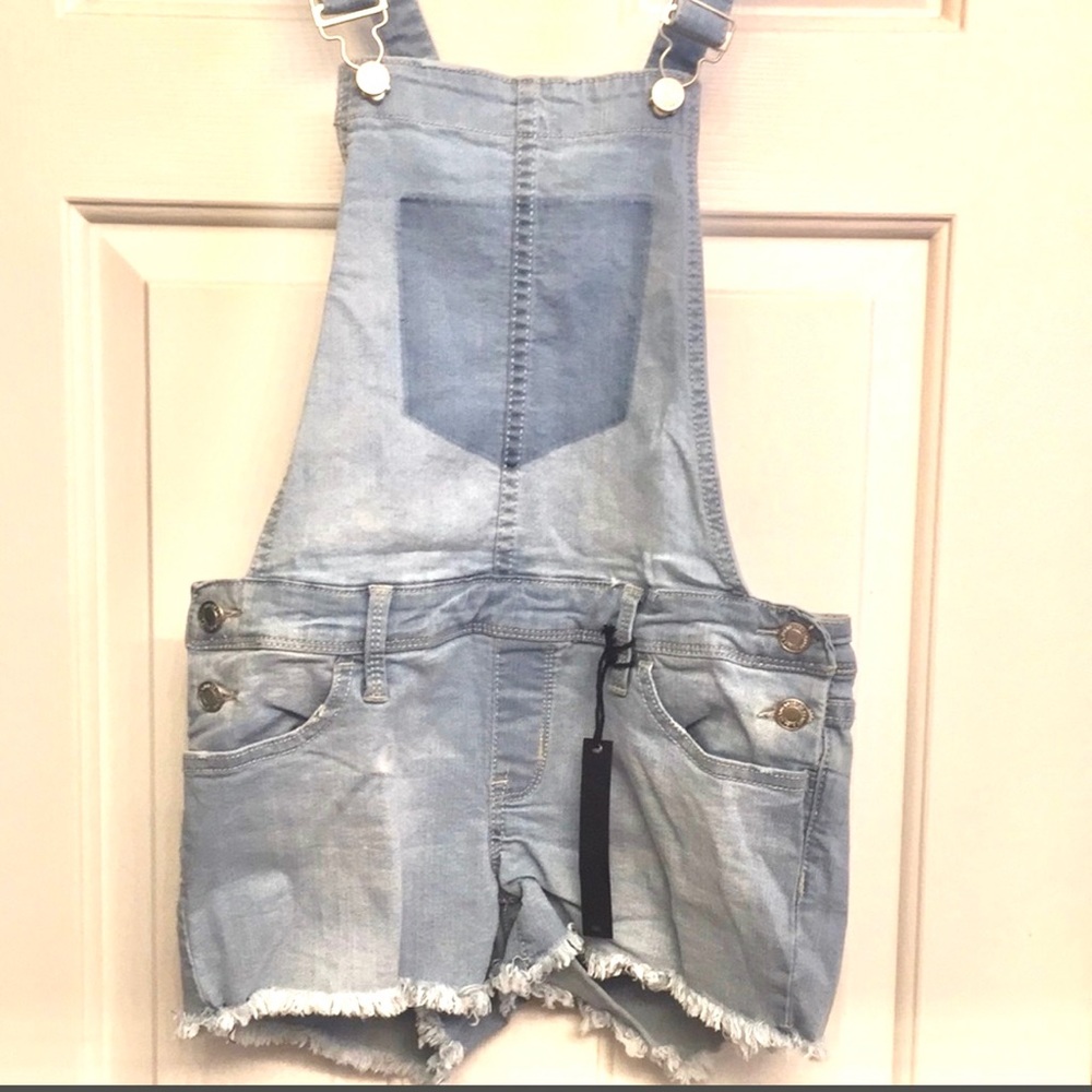 WITH TAGS Klique B Shorts Overalls stretch Denim